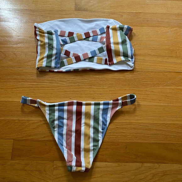 L.A. Hearts by Pacsun Bathing suit - Picture 3 of 3